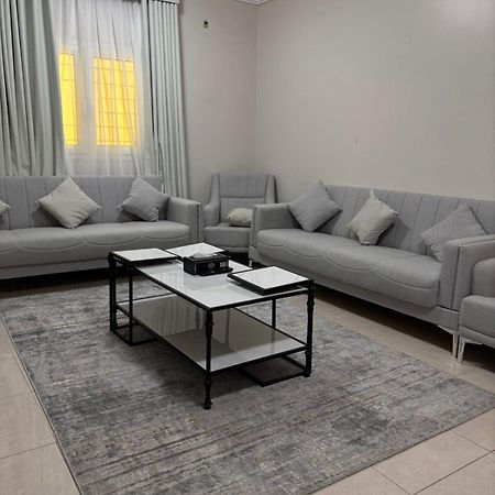 شقق بدور أرضي Medina Bagian luar foto